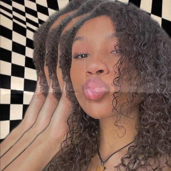 Meet your Posher, Morgan - Picture 1 of 1